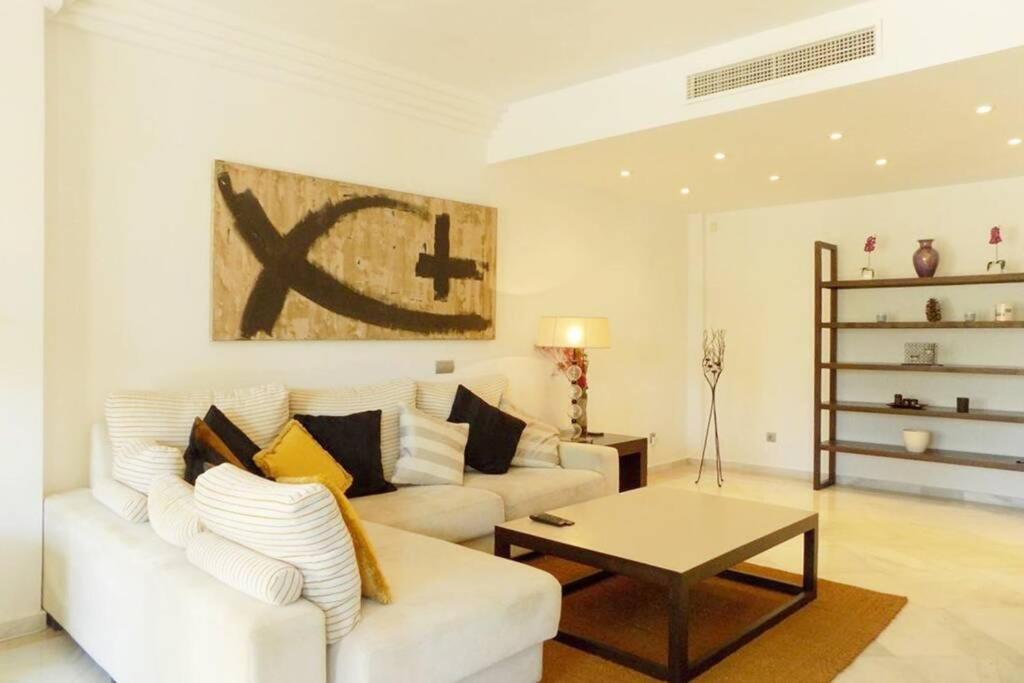 Fuente Aloha Apartment Marbella Exteriör bild